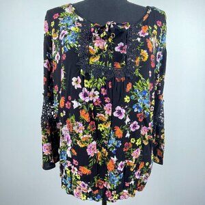 No Boundaries Black-colored Flower print top Size XL (15-17)